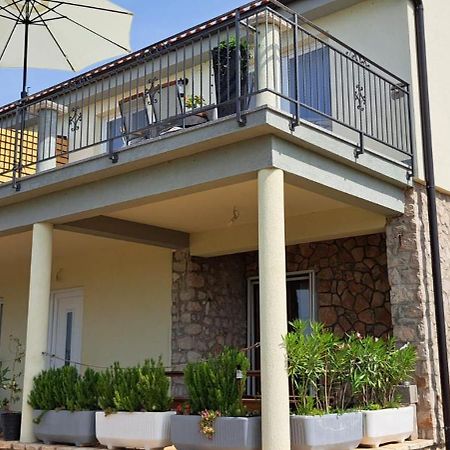 Apartments Marella Скрадин Экстерьер фото